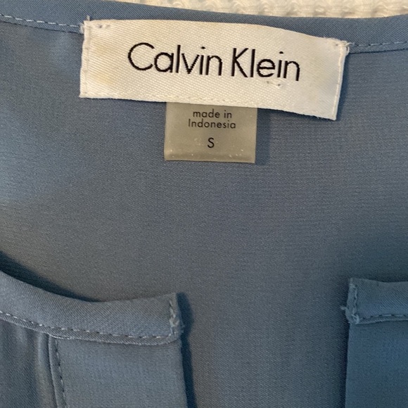 Calvin Klein Split Neck with Zipper Long Sleeve Blouse - Picture 6 of 7